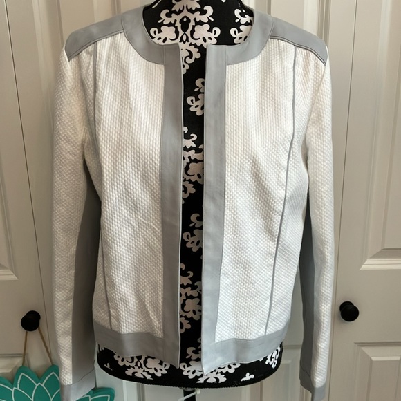 Fabulous Cynthia Rowley white and gray open jacket. Fully lined. - Picture 2 of 12
